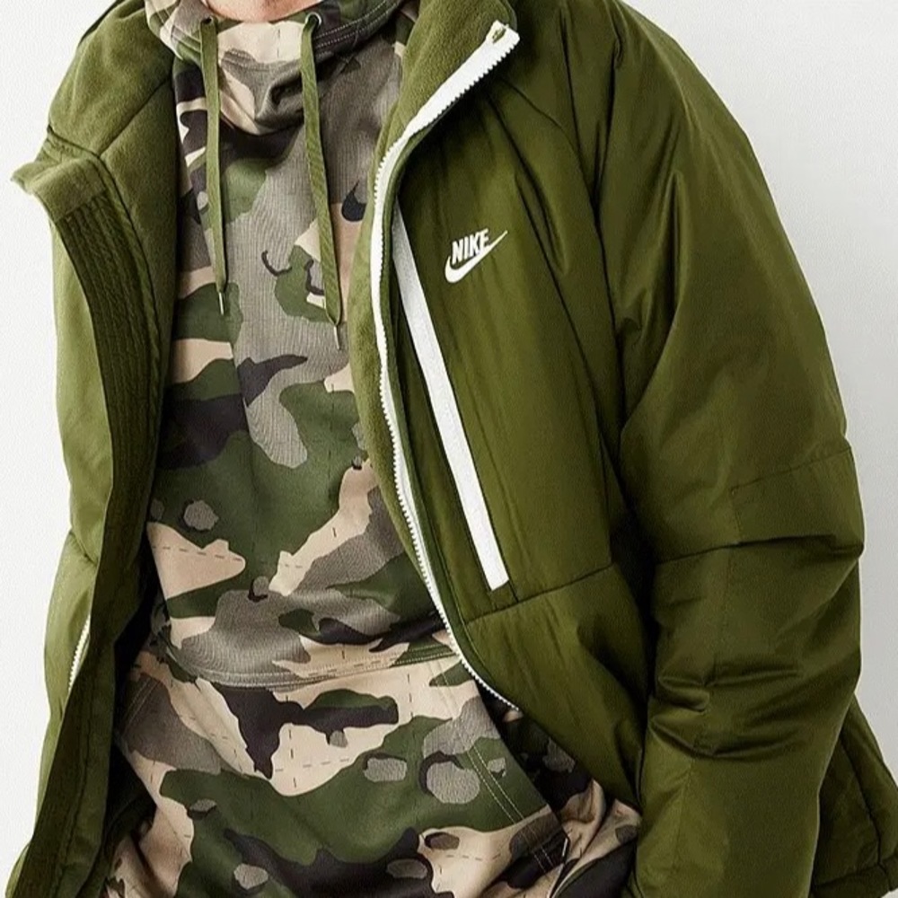 🌿Nike Sportswear Therma-FIT Legacy Hooded